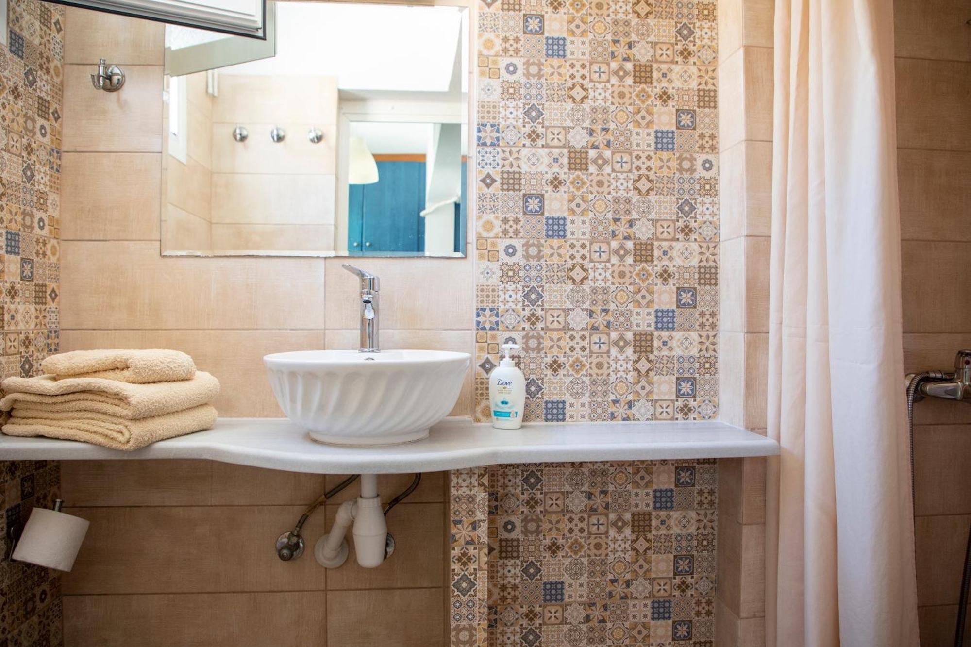 Stefanie Studios Aegina エクステリア 写真