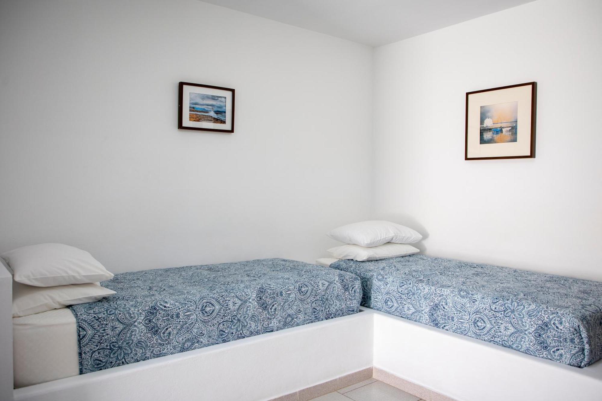 Stefanie Studios Aegina エクステリア 写真