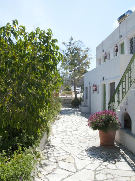 Stefanie Studios Aegina エクステリア 写真